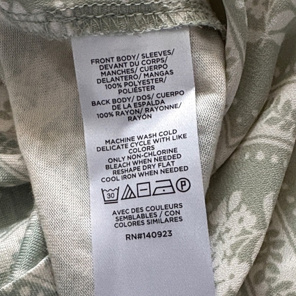 LOFT Light Green Geometric Print Blouse - Picture 6 of 7